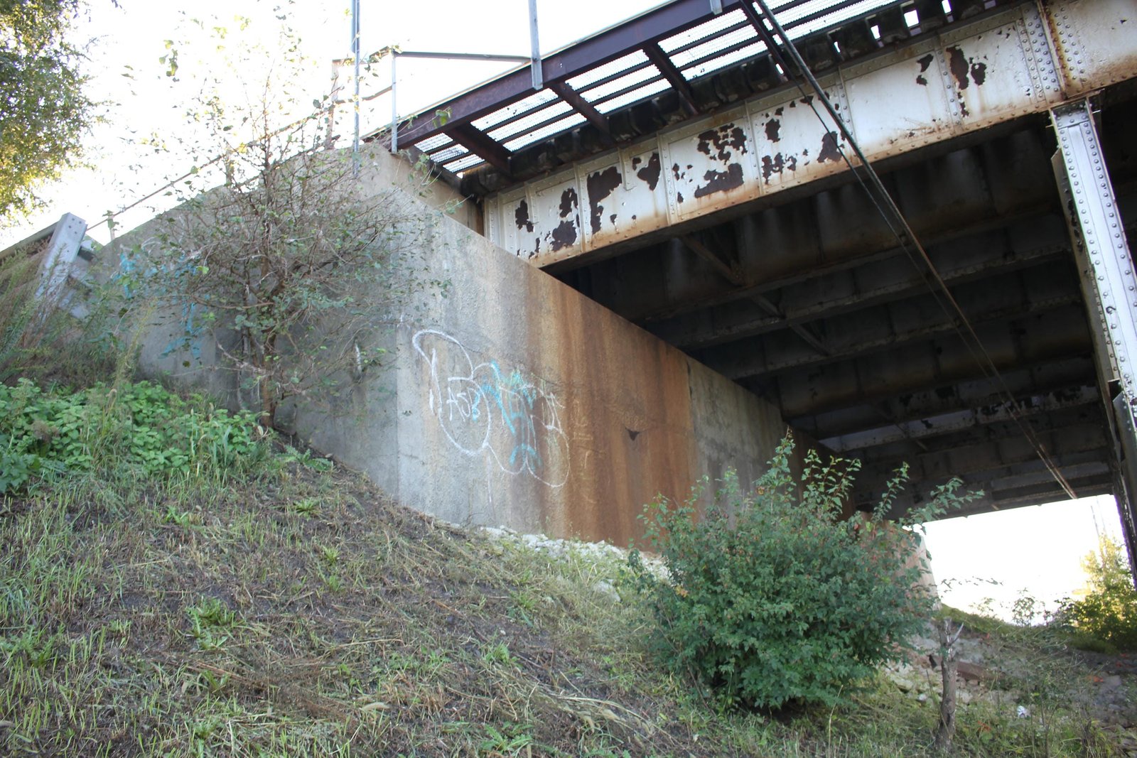 East abutment